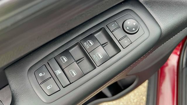 Used 2020 Jeep Grand Cherokee Laredo w/ Quick Order Package 2BN North AWD/4WD image 26