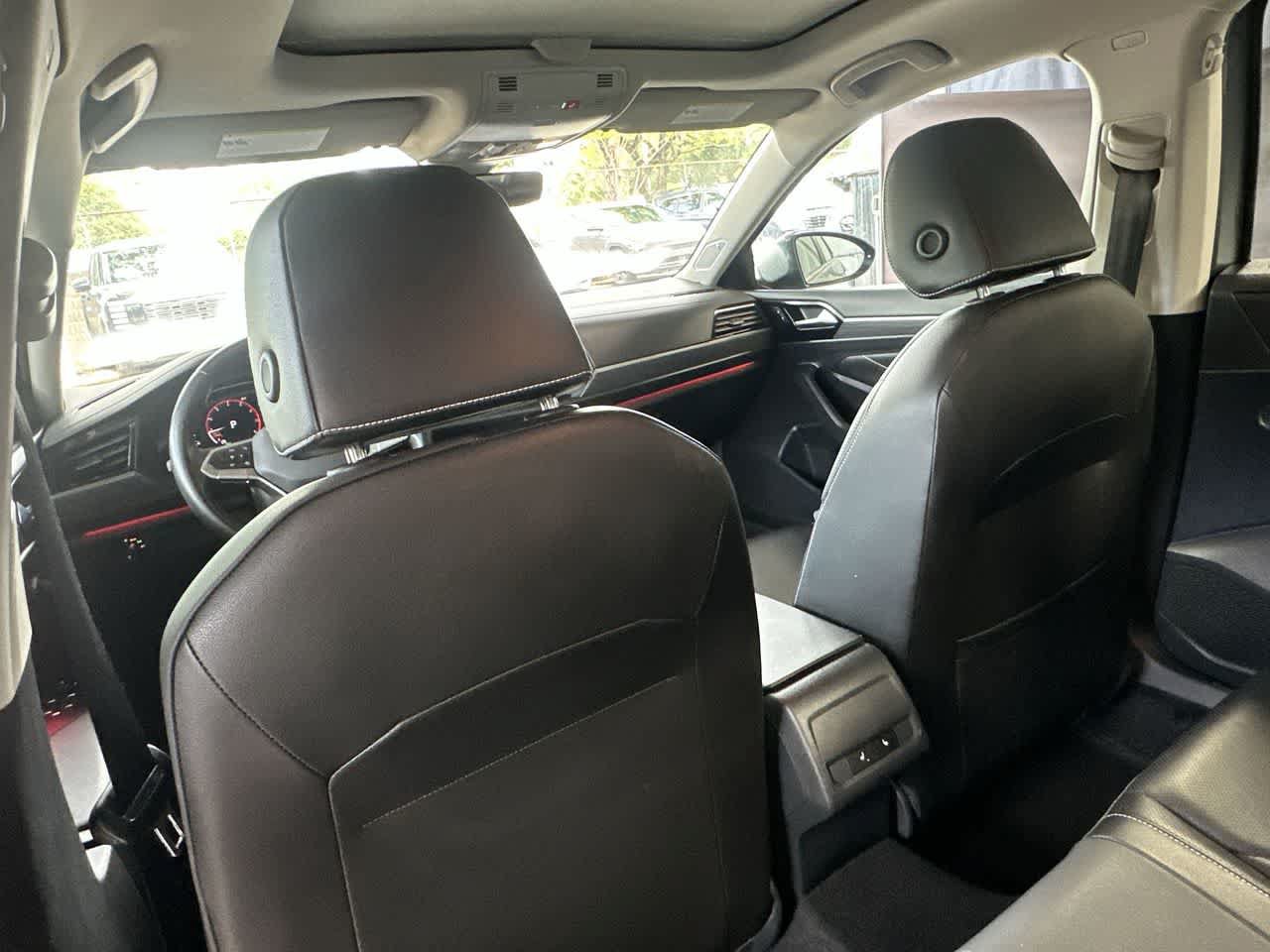 Used 2022 Volkswagen Jetta SEL FWD image 23