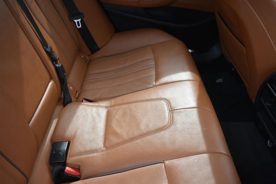 Used 2019 BMW 530i xDrive w/ Convenience Package AWD/4WD image 24