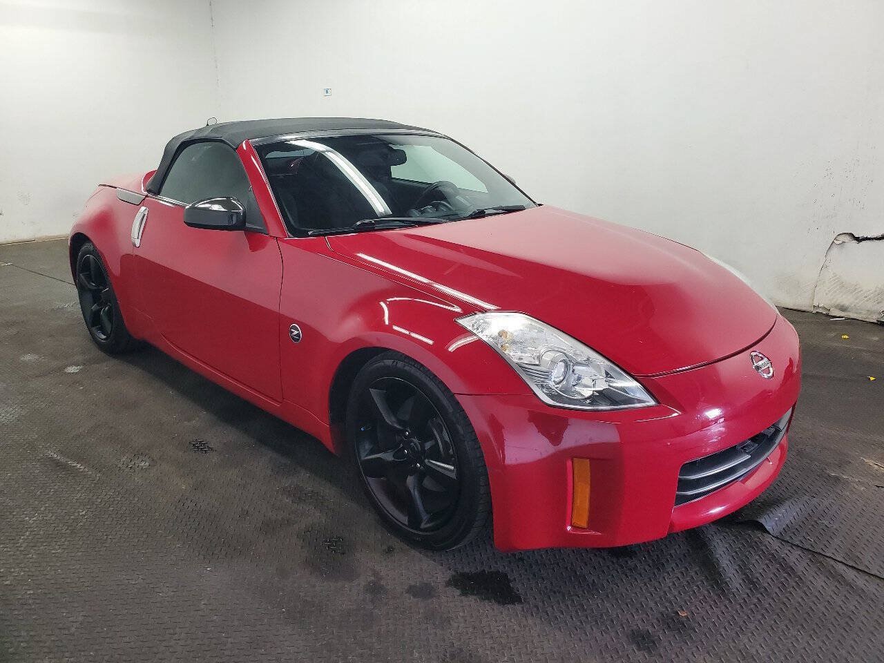Used 2007 Nissan 350Z Enthusiast RWD image 3