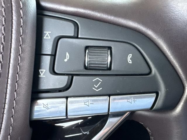 Used 2023 Cadillac Escalade ESV Sport Platinum w/ LPO, ONYX Package RWD image 34