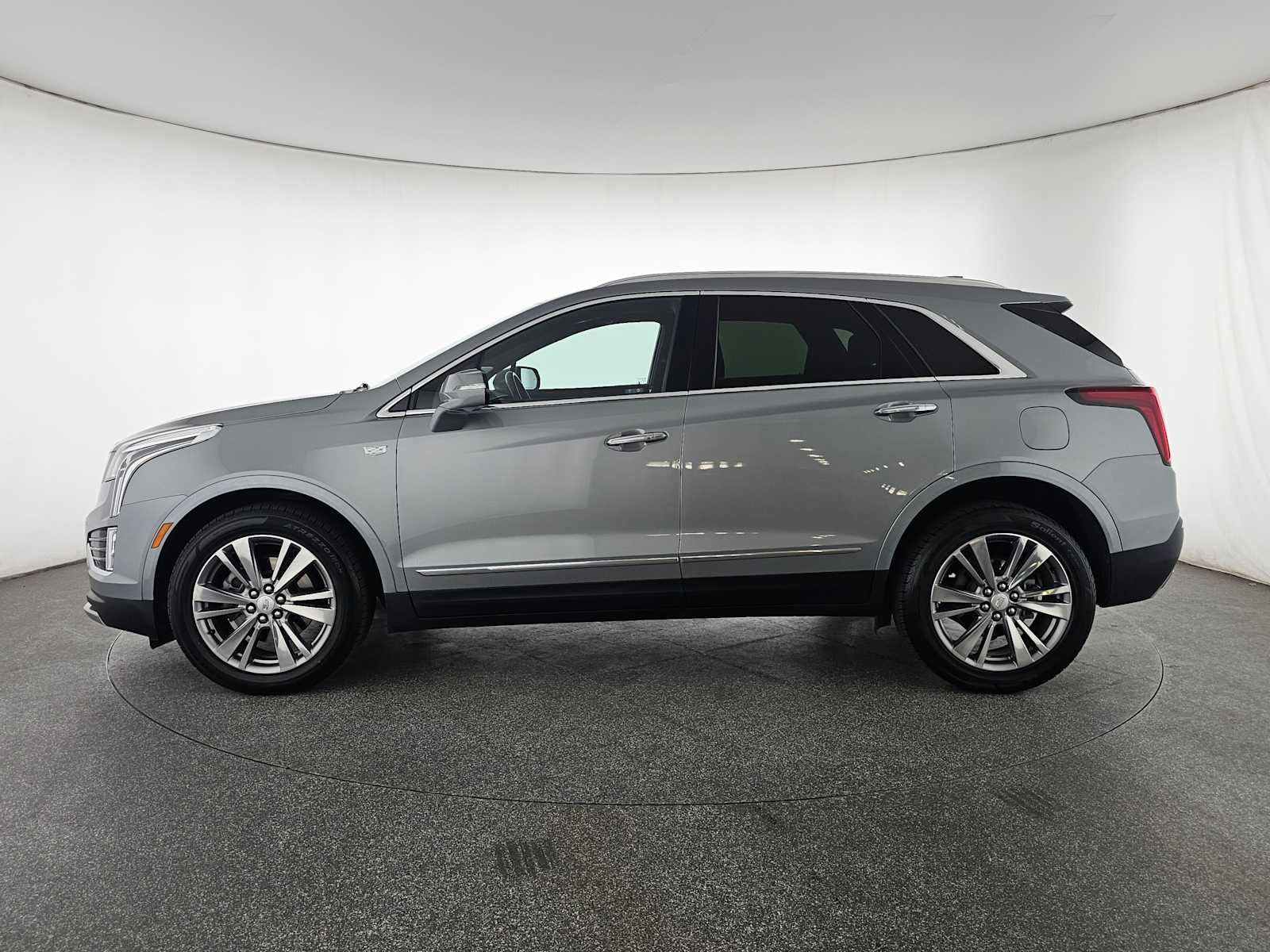 Used 2024 Cadillac XT5 Premium Luxury image 17