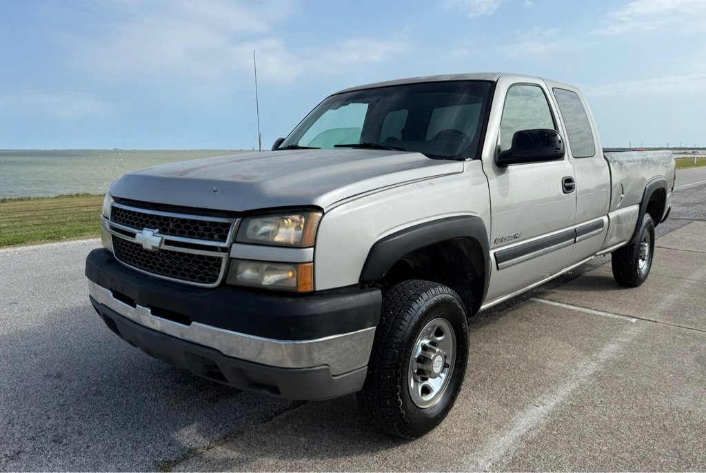 Used 2005 Chevrolet Silverado 2500 2WD Extended Cab