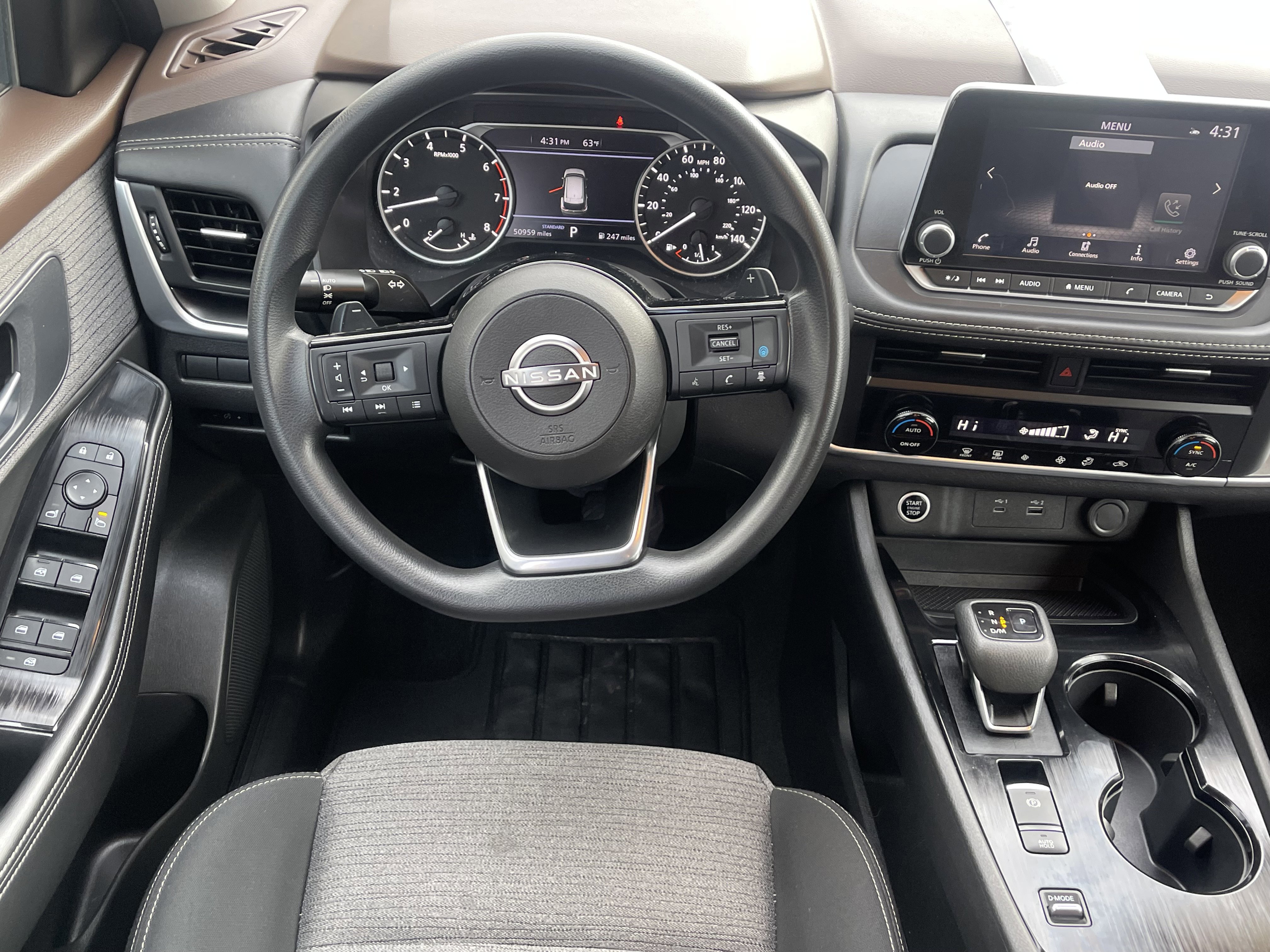 Used 2023 Nissan Rogue SV image 25