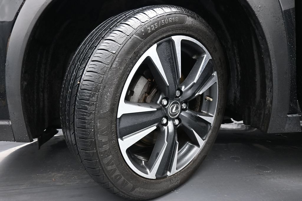 Used 2021 Lexus UX 200 w/ Accessory Package (Z2) FWD image 16