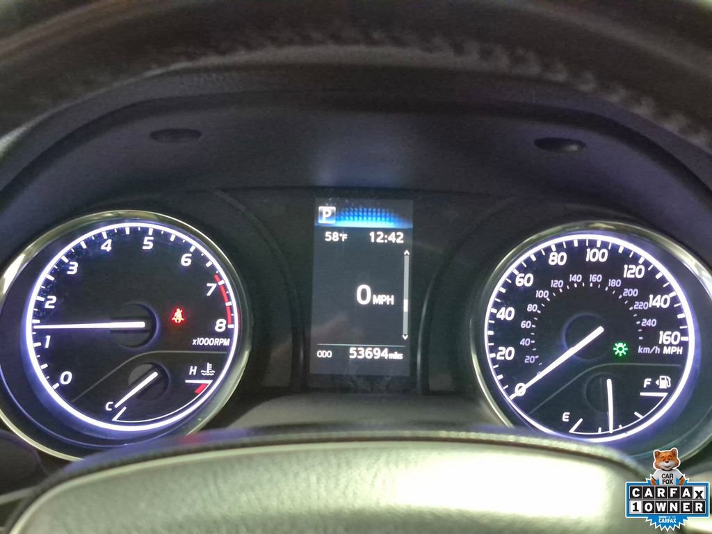 Used 2019 Toyota Camry SE FWD image 12