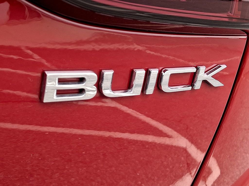 Used 2025 Buick Envision Preferred image 31