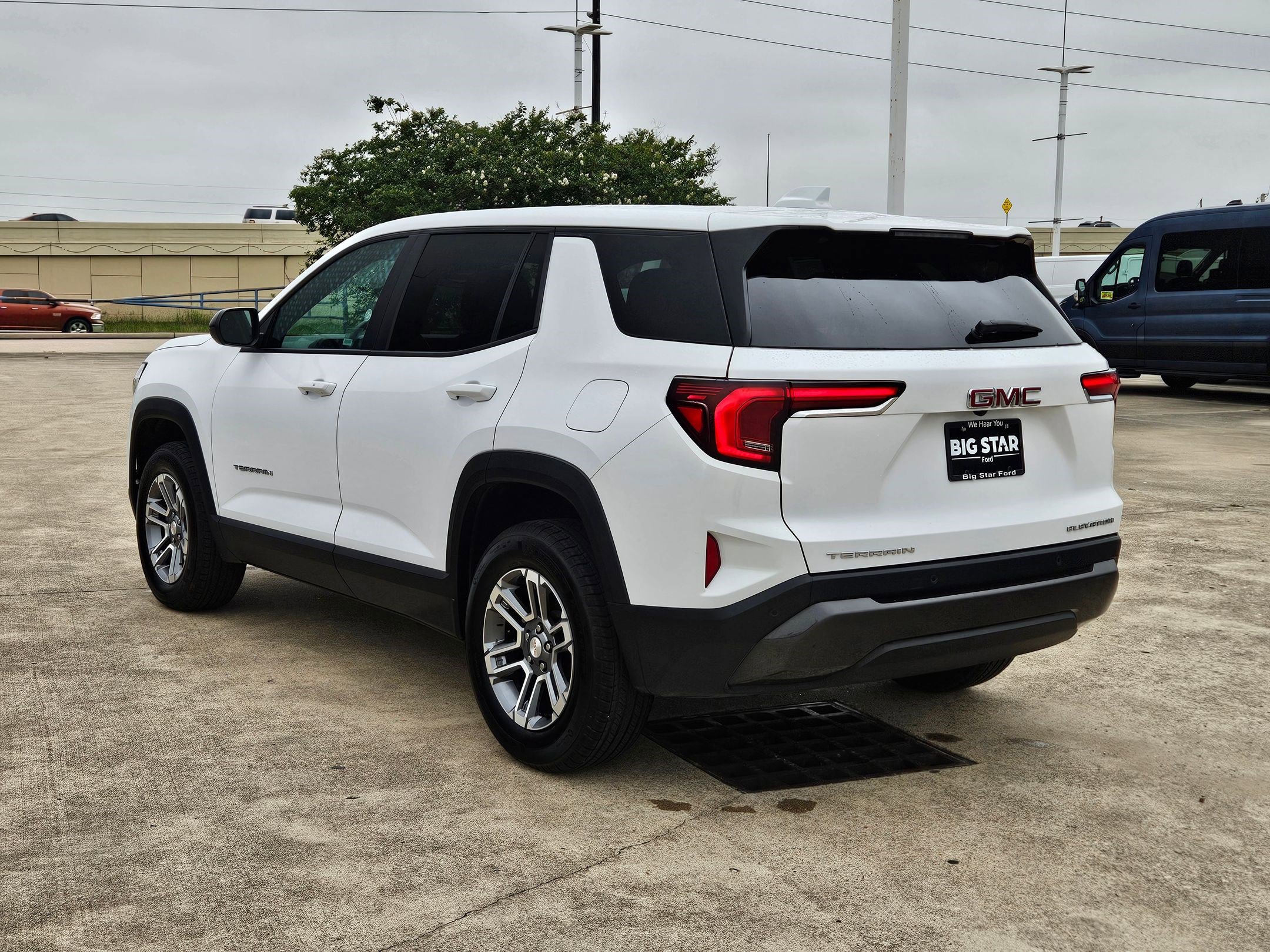 Used 2026 GMC Terrain Elevation FWD image 7