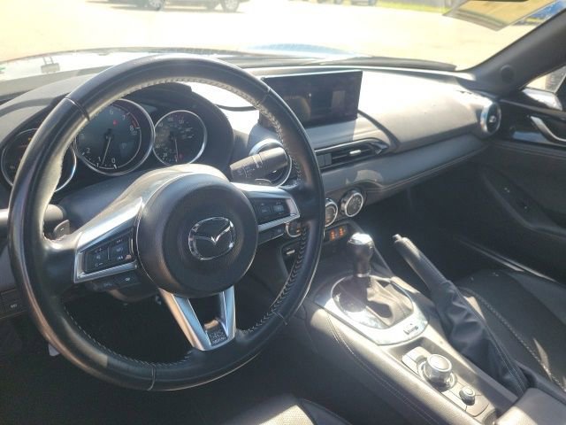 Used 2025 MAZDA MX-5 Miata RF Grand Touring image 3