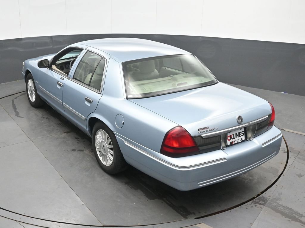 Used 2009 Mercury Grand Marquis LS RWD image 34