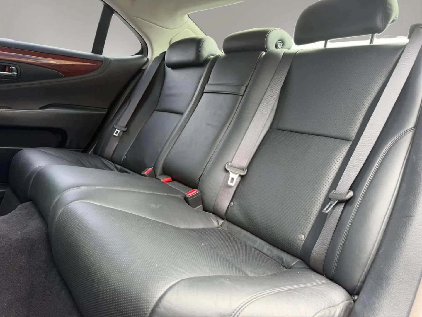 Used 2008 Lexus LS 460 L w/ Preferred Accessory Pkg RWD image 13