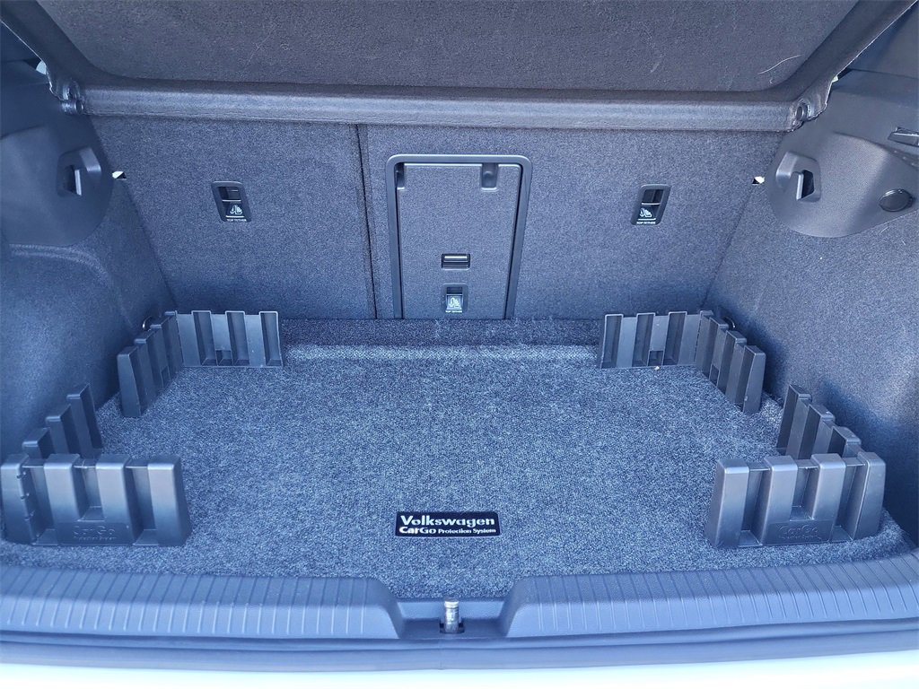 Used 2023 Volkswagen GTI Autobahn image 15