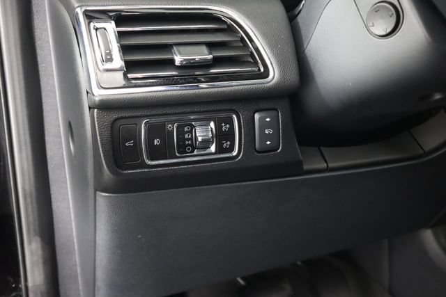 Used 2023 Lincoln Navigator L Reserve w/ Equipment Group 201A AWD/4WD image 38