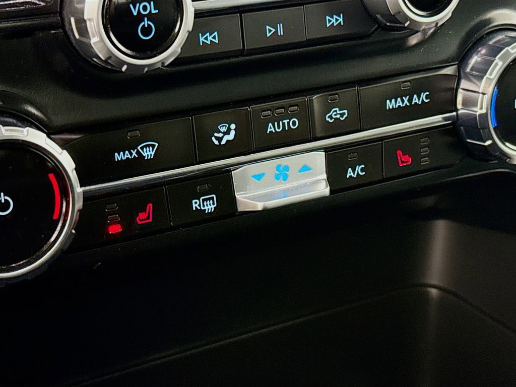 Used 2024 Ford F150 XLT w/ Equipment Group 302A MID image 22