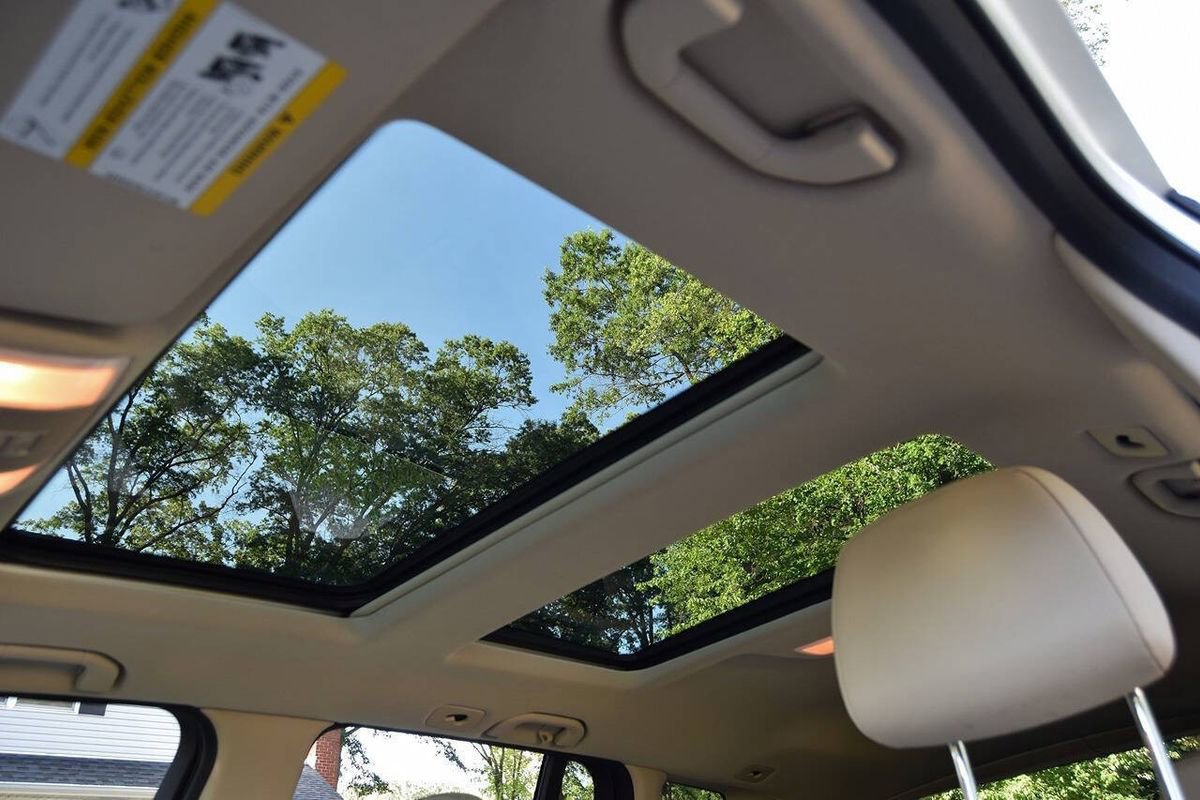 Used 2014 Mercedes-Benz GLK 350 4MATIC w/ Premium 1 Package image 47