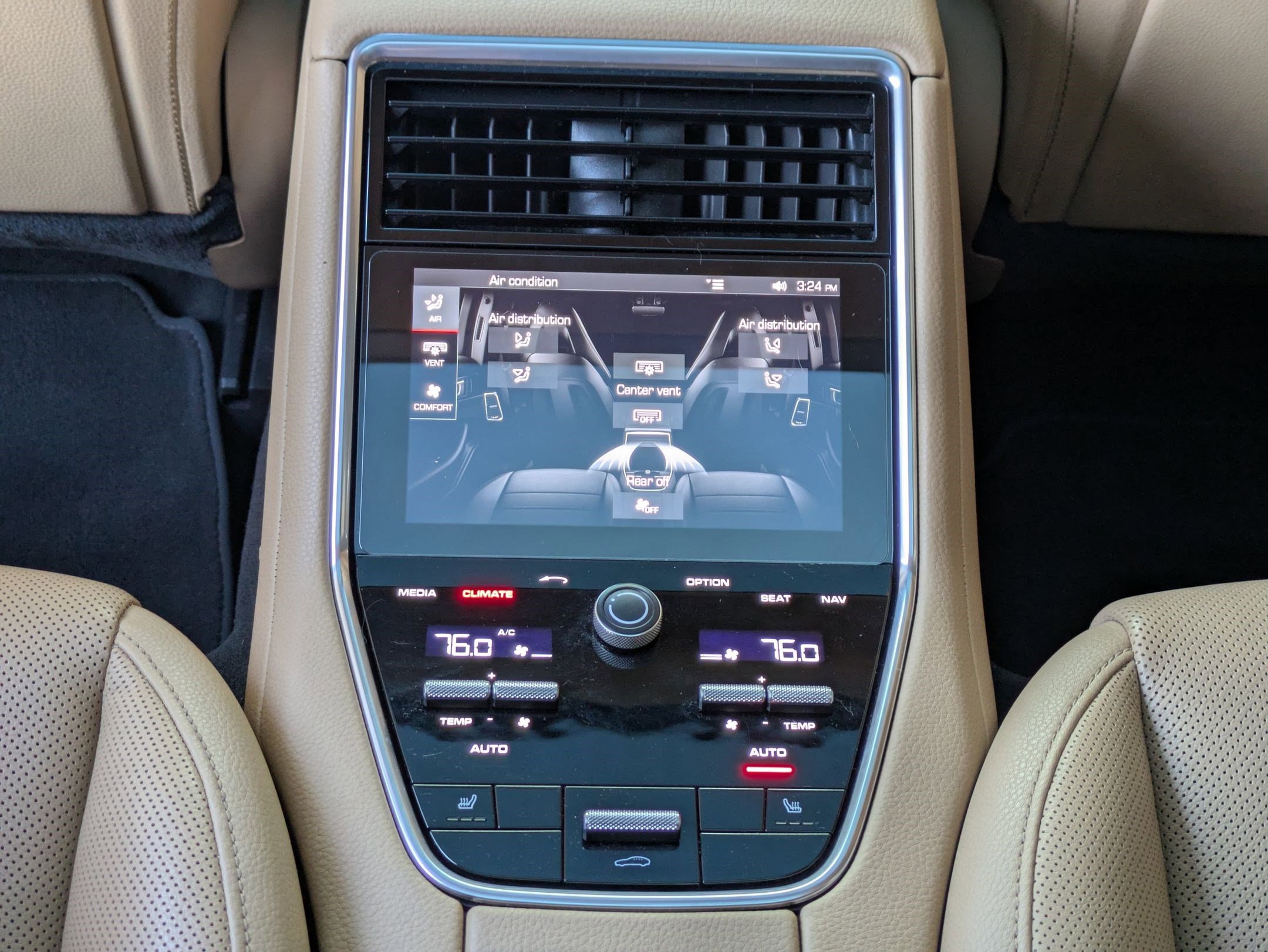 Used 2018 Porsche Panamera 4 image 24