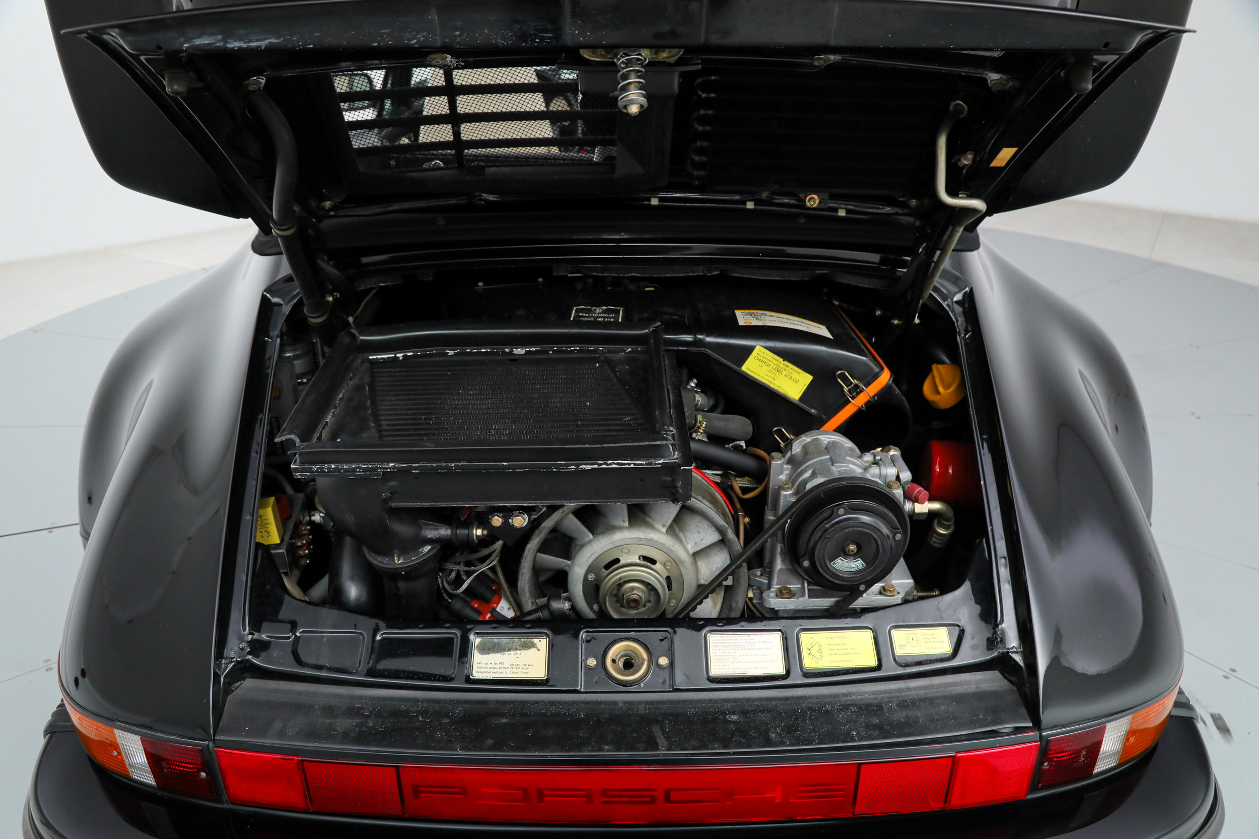 Used 1989 Porsche 911 Turbo Targa RWD image 66
