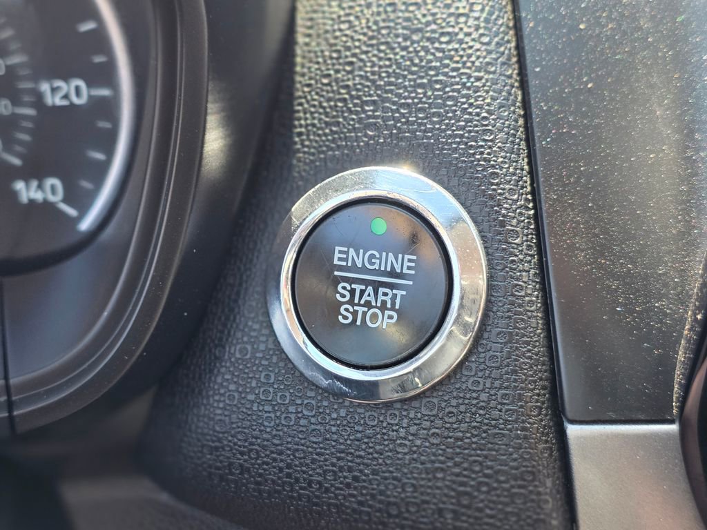 Used 2020 Ford EcoSport SES image 34