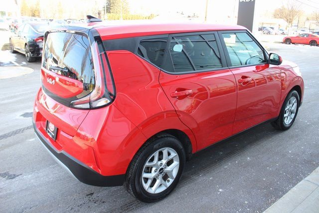 Used 2023 Kia Soul LX w/ LX Technology Package image 26