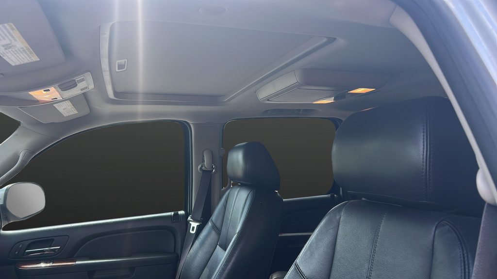 Used 2014 Chevrolet Suburban LT AWD/4WD image 10