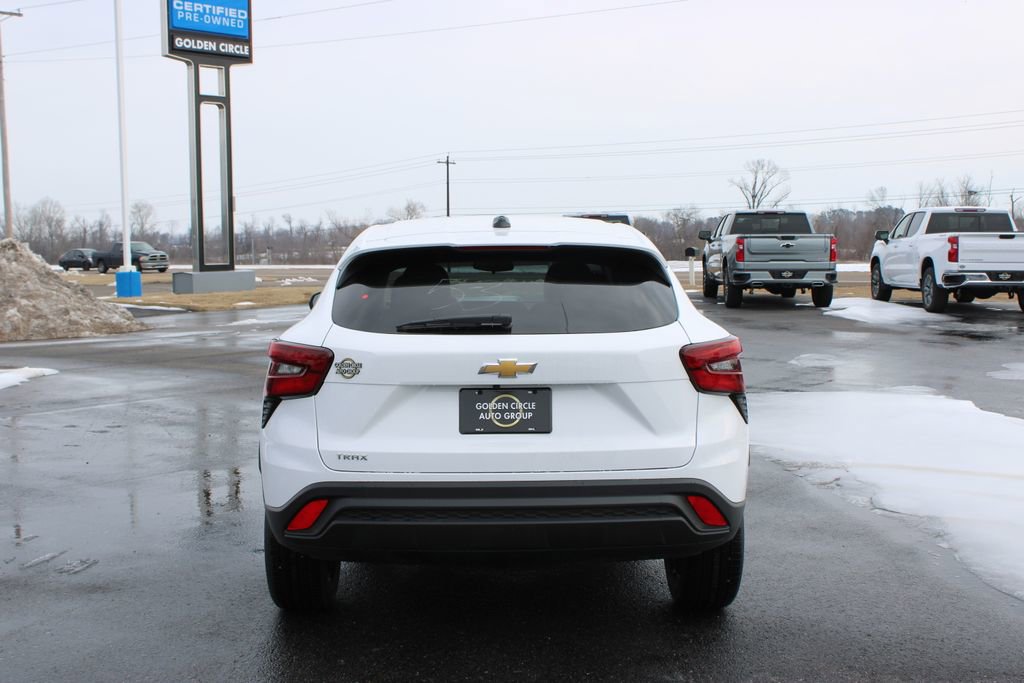 New 2026 Chevrolet Trax LS image 8
