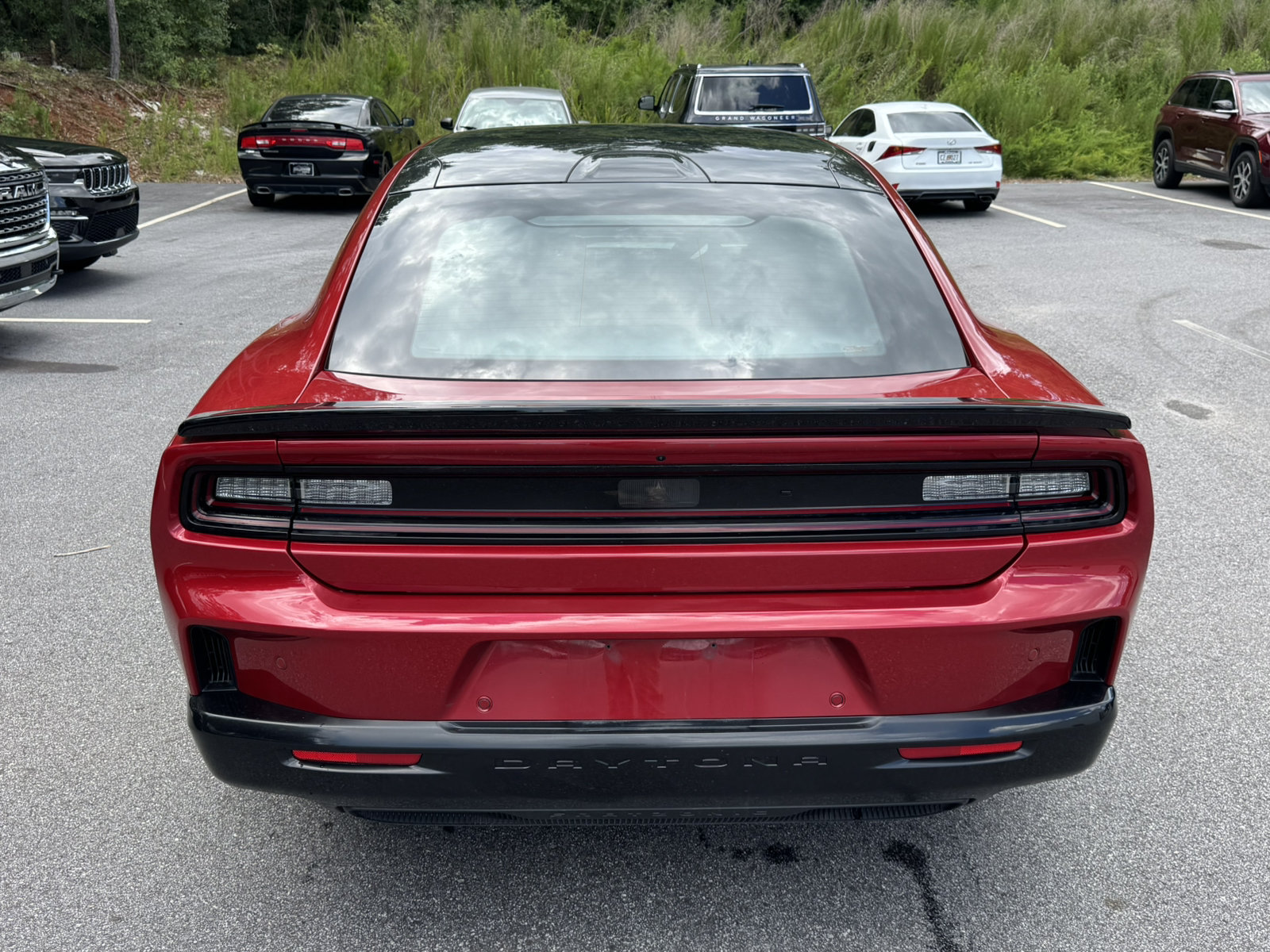 Used 2025 Dodge Charger Daytona Scat Pack w/ Track Pack AWD/4WD image 6
