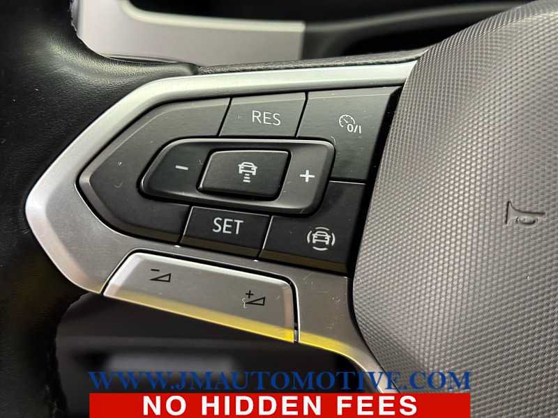 Used 2020 Volkswagen Atlas Cross Sport SEL AWD/4WD image 45