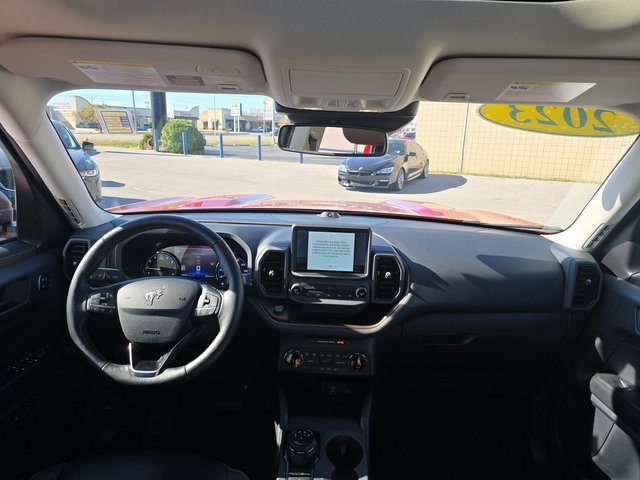 Used 2023 Ford Bronco Sport Outer Banks w/ Tech Package image 16