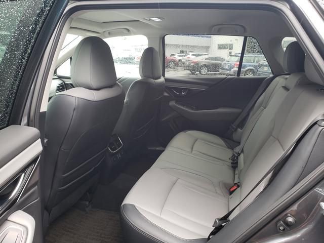 Used 2024 Subaru Outback Limited image 11