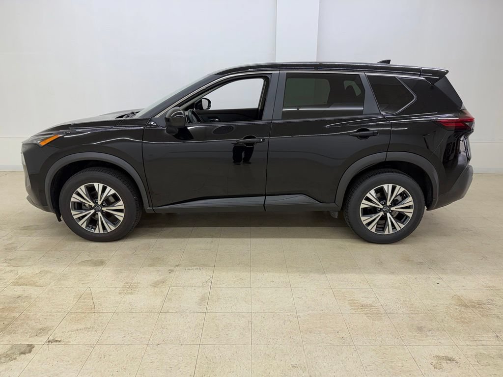 Used 2023 Nissan Rogue SV AWD/4WD image 2