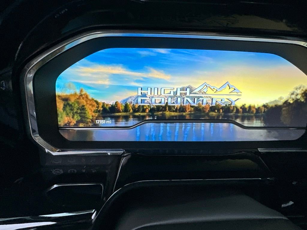 Used 2024 Chevrolet Silverado 2500 High Country w/ Technology Package AWD/4WD image 12