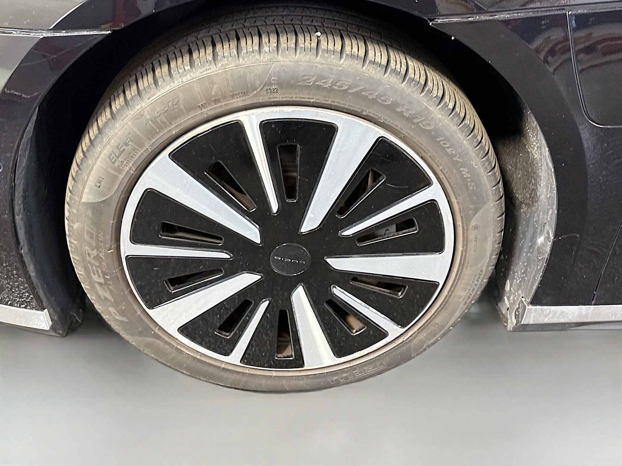 Used 2023 Lucid Air Touring image 38