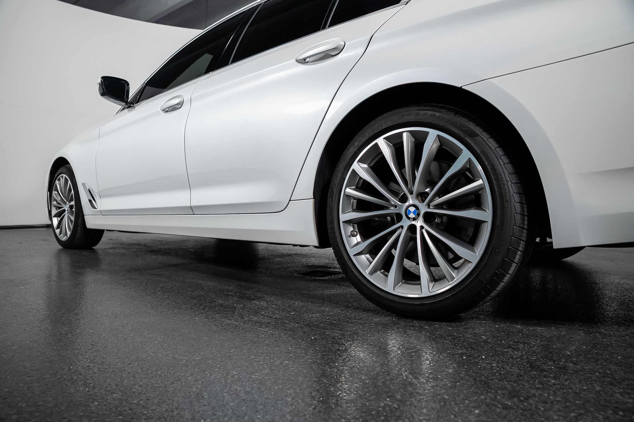 Used 2021 BMW 540i xDrive w/ Premium Package AWD/4WD image 18