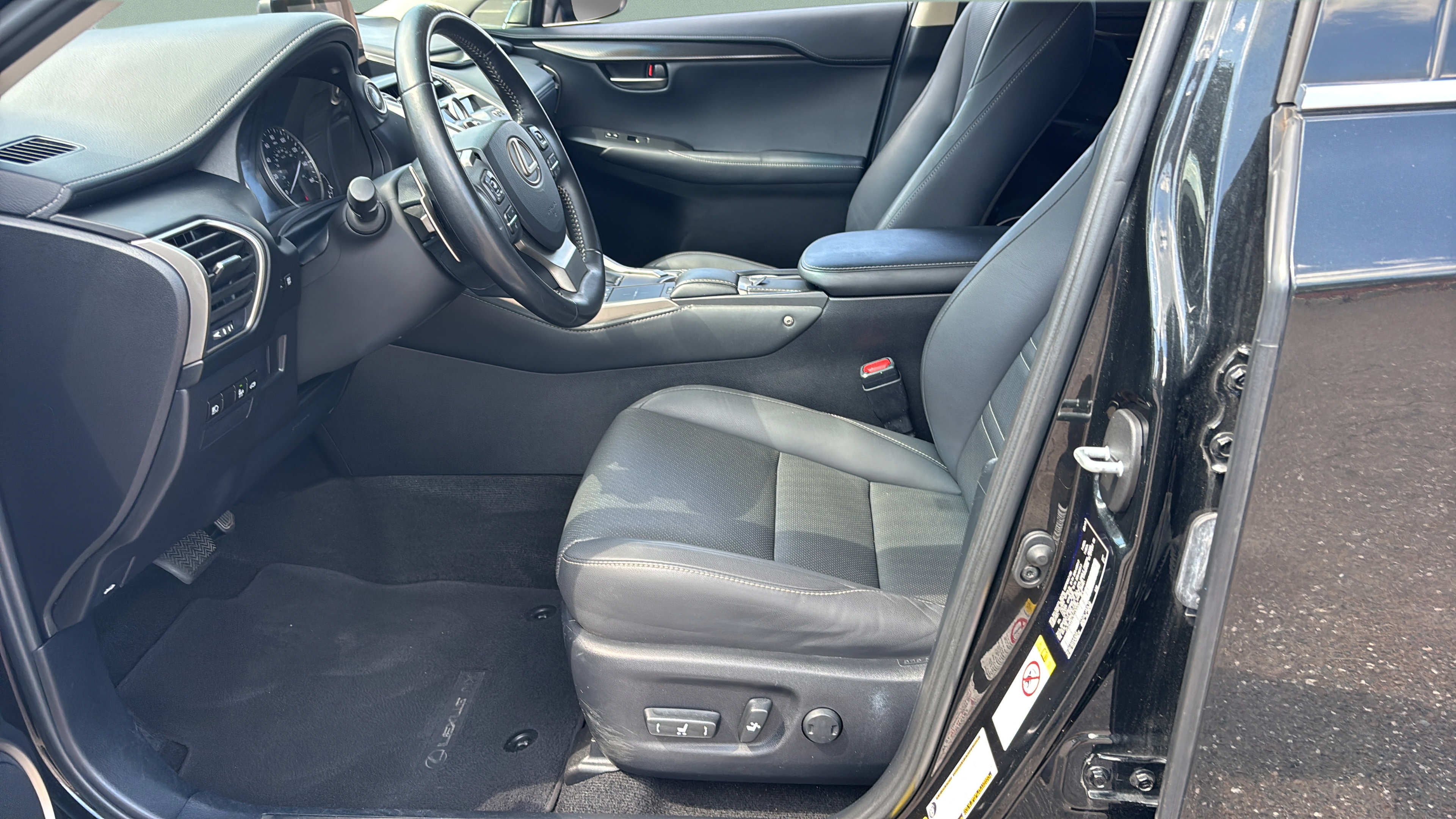 Used 2019 Lexus NX 300 FWD w/ Comfort Package image 9