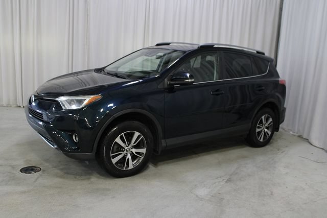 Used 2018 Toyota RAV4 XLE AWD/4WD image 29