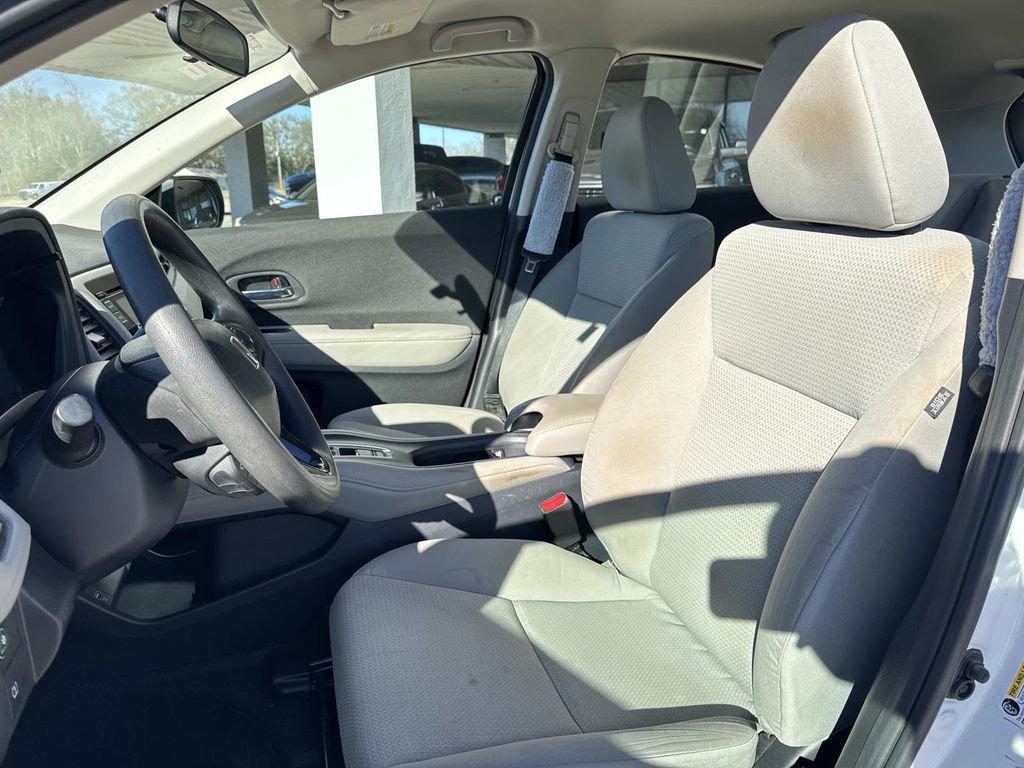 Used 2021 Honda HR-V LX image 33