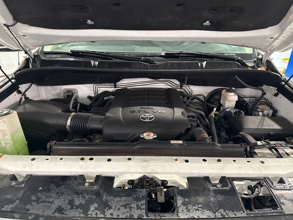 Used 2018 Toyota Tundra Limited AWD/4WD image 44