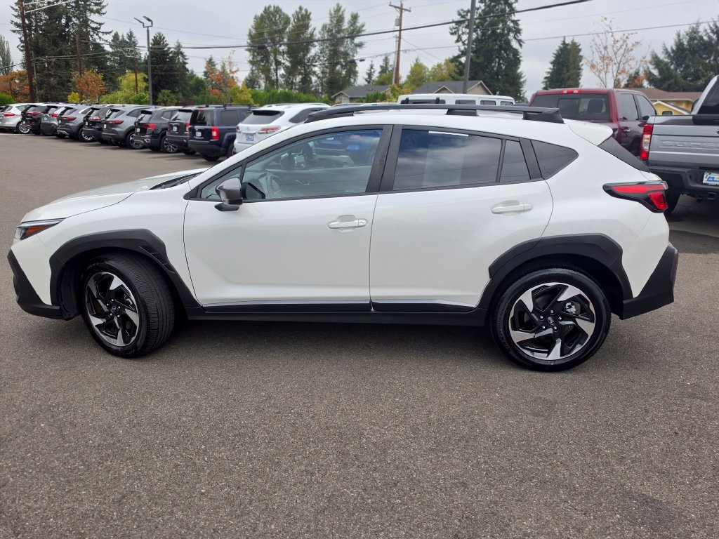 Used 2024 Subaru Crosstrek 2.5i Limited w/ Crosstrek Mirror Package AWD/4WD image 8