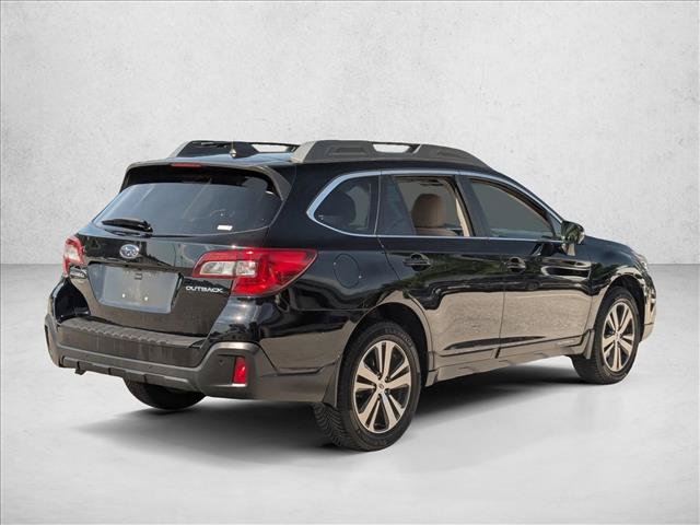 Used 2018 Subaru Outback 2.5i Limited AWD/4WD image 5