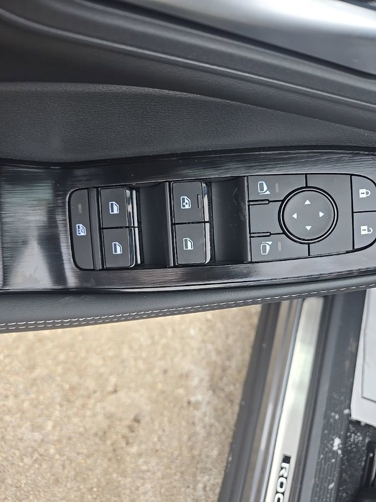 New 2026 Nissan Rogue SV image 5