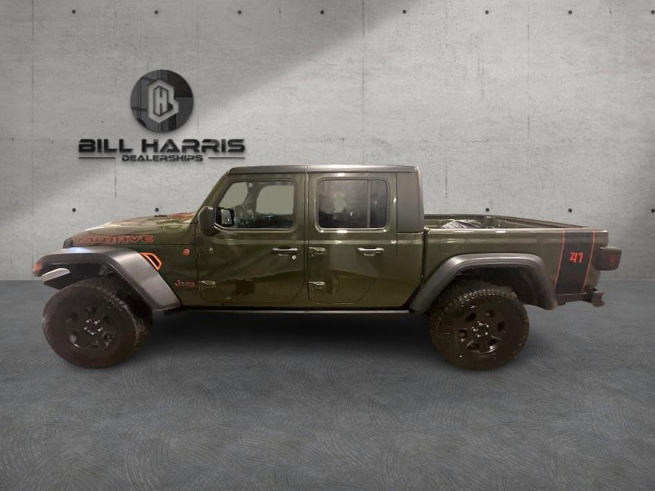 Used 2022 Jeep Gladiator Mojave w/ Cold Weather Group image 10