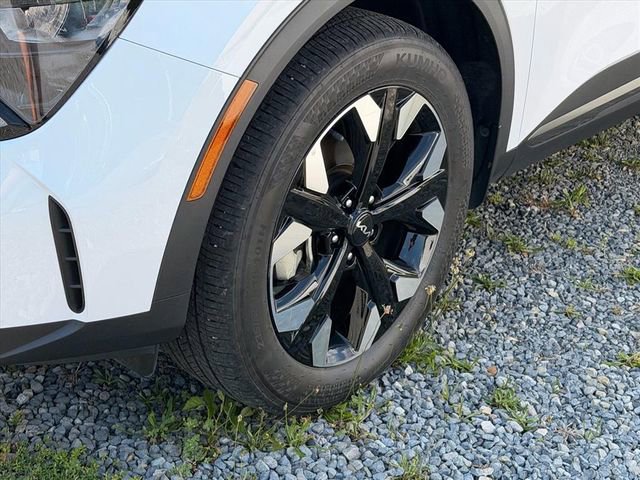 Used 2023 Kia Sportage X-Line w/ X-Line Premium Package AWD/4WD image 5