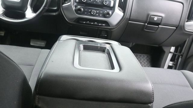 Used 2018 GMC Sierra 1500 SLE w/ SLE Value Package AWD/4WD image 17