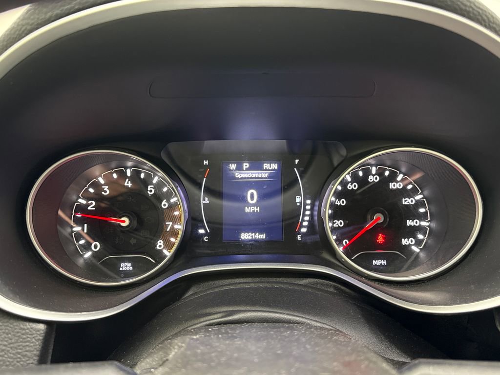 Used 2020 Jeep Compass Latitude w/ Cold Weather Group AWD/4WD image 17