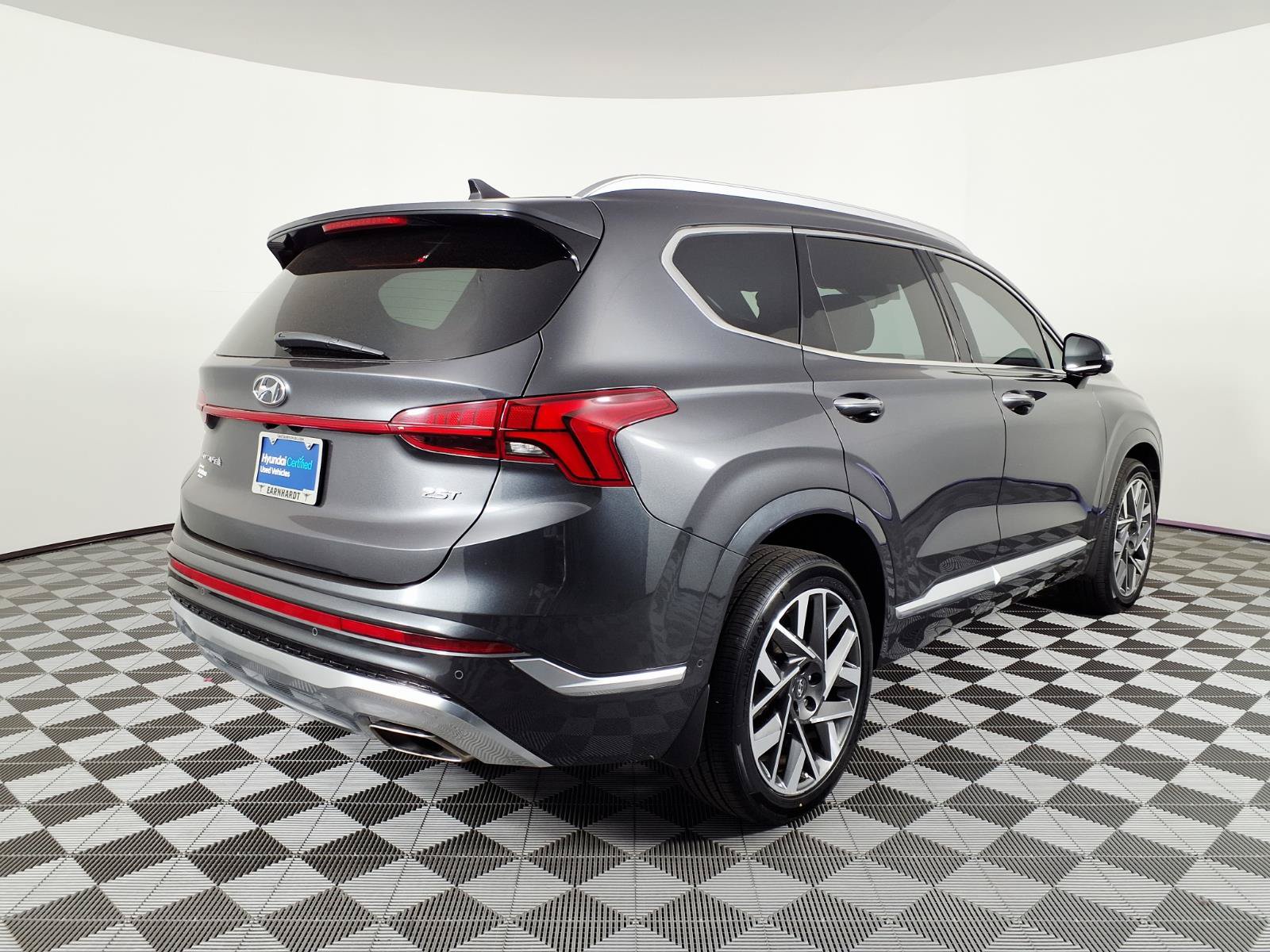 Certified 2023 Hyundai Santa Fe Calligraphy w/ Cargo Package FWD image 4