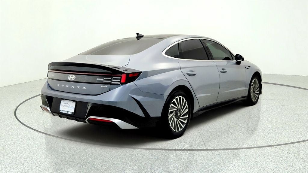 Used 2026 Hyundai Sonata SEL FWD image 5
