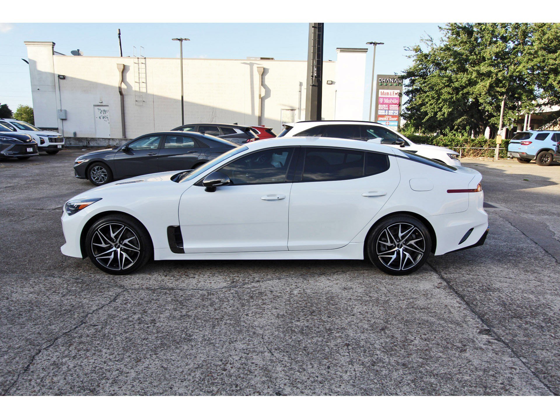 Certified 2023 Kia Stinger GT-Line AWD/4WD image 4