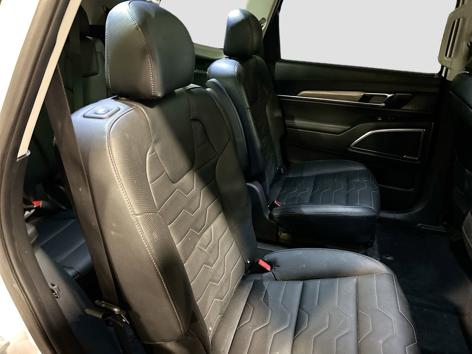 Used 2022 Kia Telluride SX w/ SX Prestige Package AWD/4WD image 30