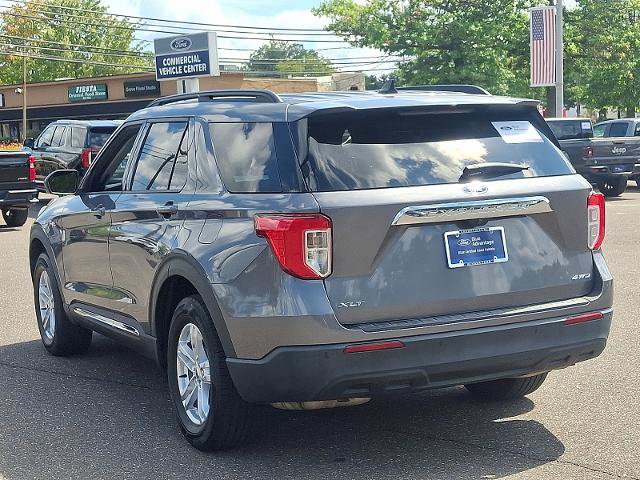 Certified 2022 Ford Explorer XLT image 4