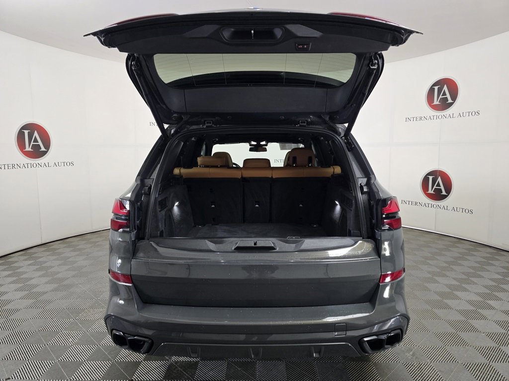 Used 2024 BMW X5 M60i image 8